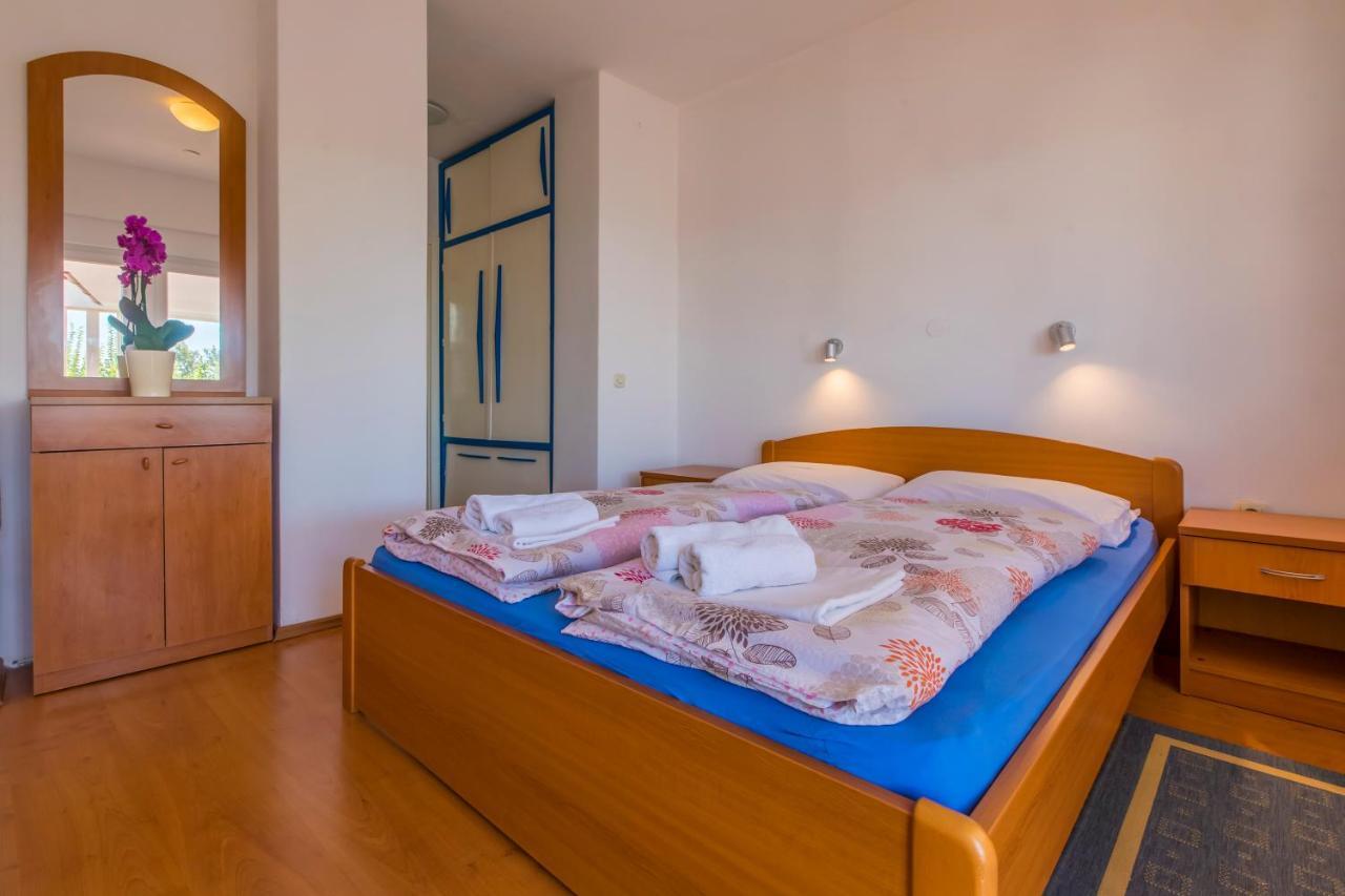 Apartment Katnic 1-2-3 Crikvenica Exterior foto